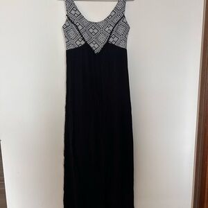 Maurices Black and White Patterned Maxi Dress